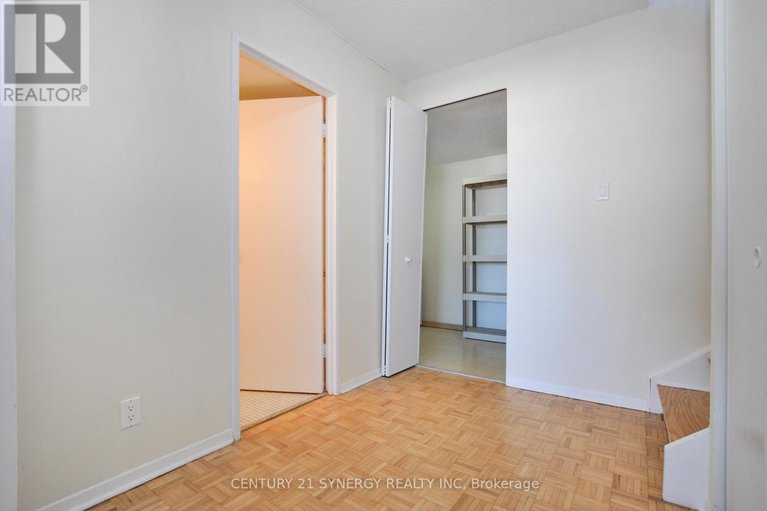 29051252/631-515-st-laurent-boulevard/viscount-alexander-park/ottawa/ontario/K1K3X5_24