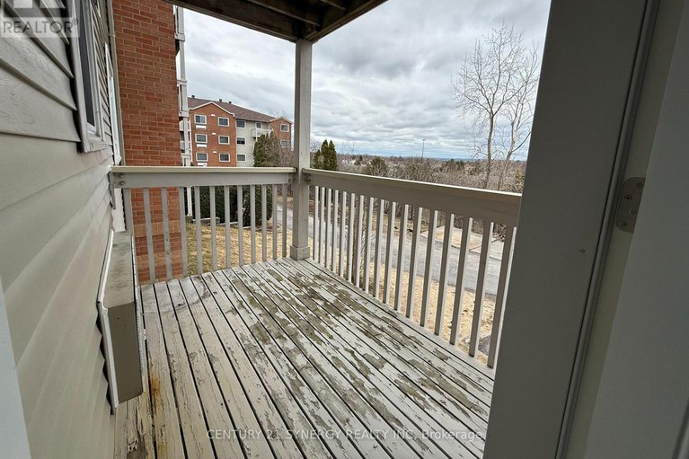 28227973/202-345-centrum-boulevard/bilberry-creekqueenswood-heights/ottawa/ontario/K1E3W9_8