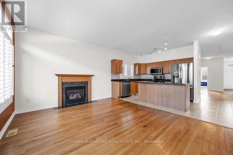 29071252/192-felicity-crescent/mer-bleuebradley-estatesanderson-park/ottawa/ontario/K1W0C2_14