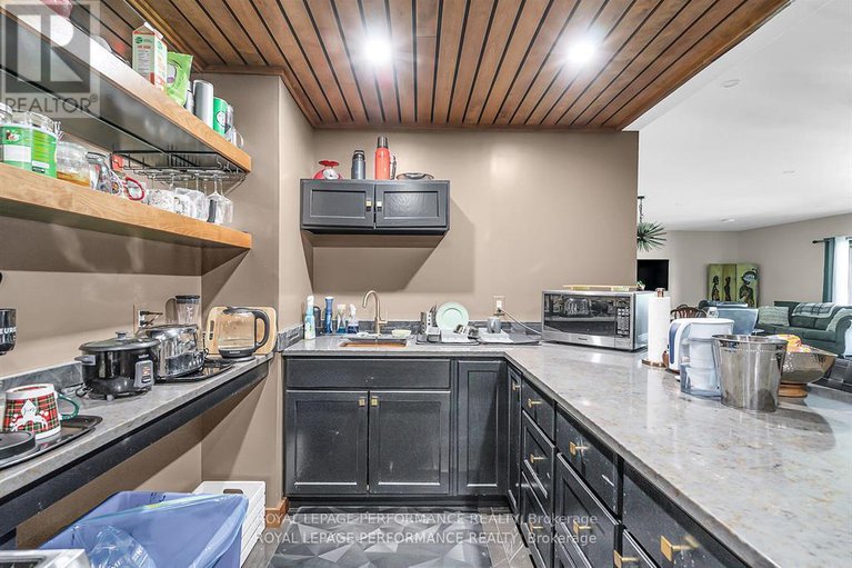 29337350/19-george-patrick-drive/long-sault/south-stormont/ontario/K0C1P0_35