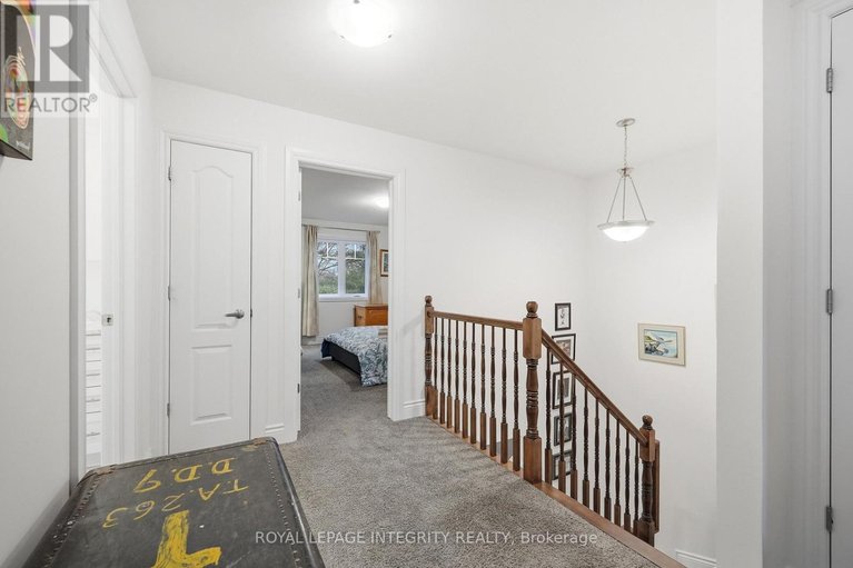 29608681/241-dion-avenue/town-of-rockland/clarence-rockland/ontario/K4K0M3_18