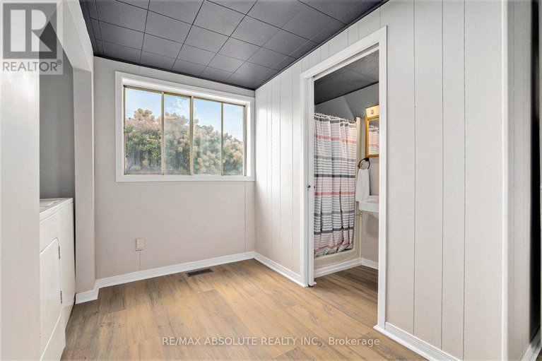 29607383/10-neilson-street/mcnabbraeside-twps/mcnabbraeside/ontario/K7S3G2_13