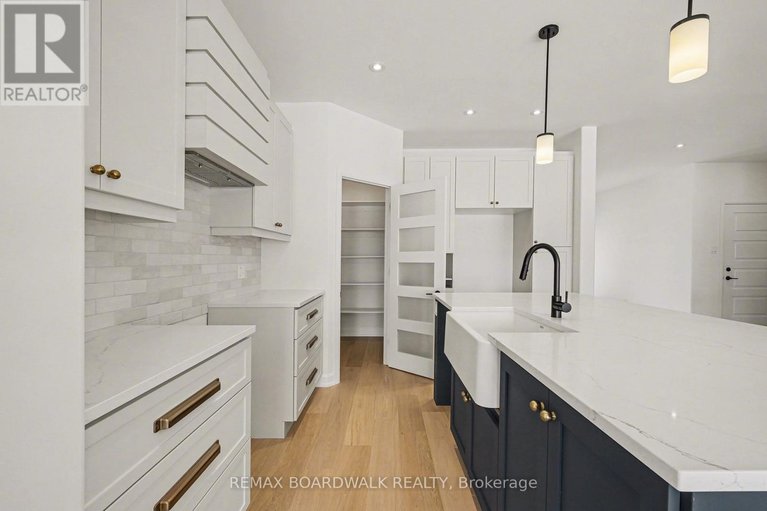 29312139/444-aurora-street/russell-twp/russell/ontario/K4R0L3_5