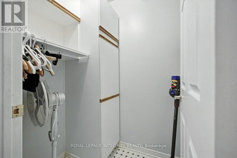 28956963/17-columbus-avenue/overbrook/ottawa/ontario/K1K1R2_29