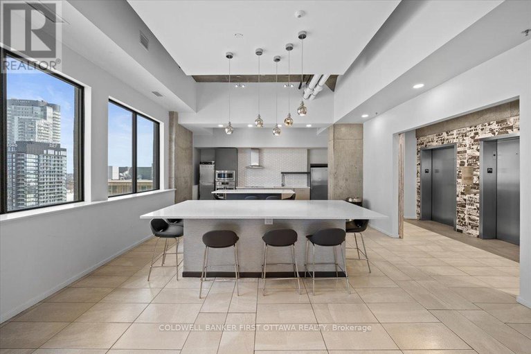 29441462/2308-105-champagne-avenue-s/west-centre-town/ottawa/ontario/K1S4P3_22