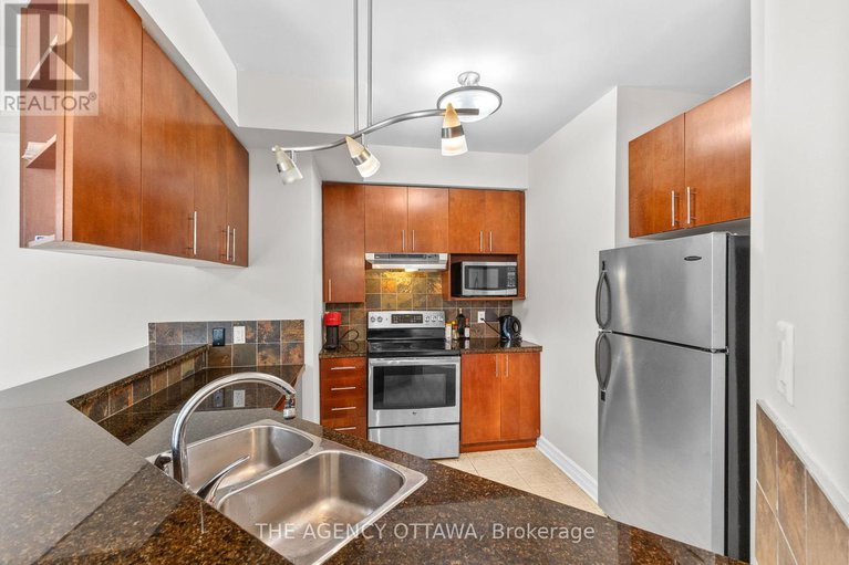 28557147/203-711-churchill-avenue-n/westborohampton-park/ottawa/ontario/K1Z7J9_8
