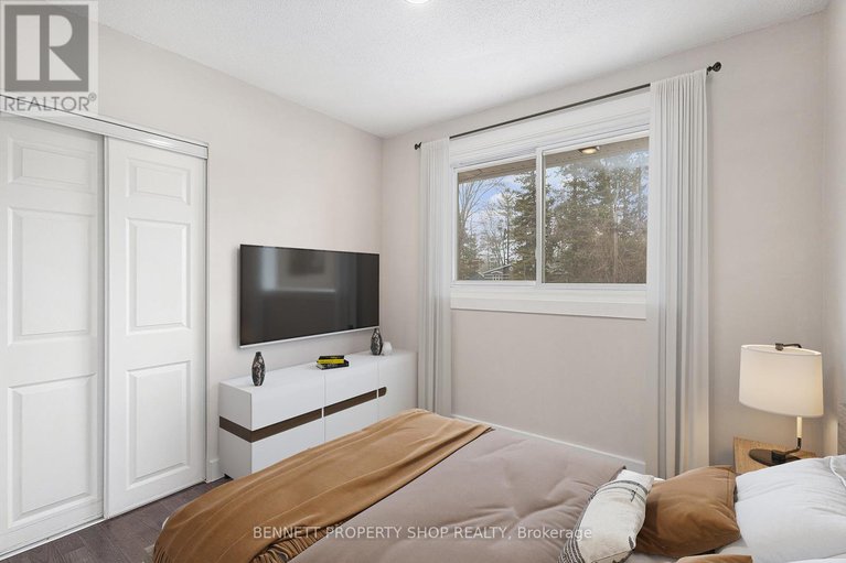 28217107/6723-cedar-acres-drive/greely/ottawa/ontario/K4P1G4_12