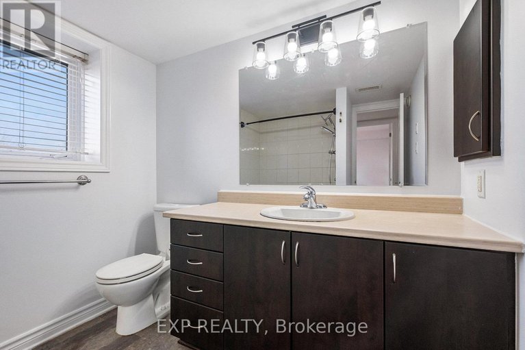 29104978/2-305-cresthaven-drive/barrhaven-east/ottawa/ontario/K2G4R5_13