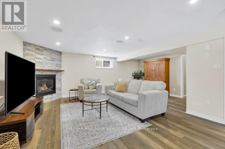 29528637/510-kindred-crescent/north-grenville-twp-kemptville-south/north-grenville/ontario/K0G1J0_24