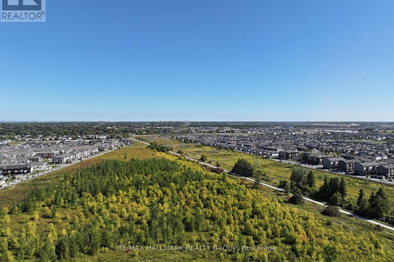 28879601/5017-abbott-street-e/emerald-meadowstrailwest/ottawa/ontario/K2V0M6_40