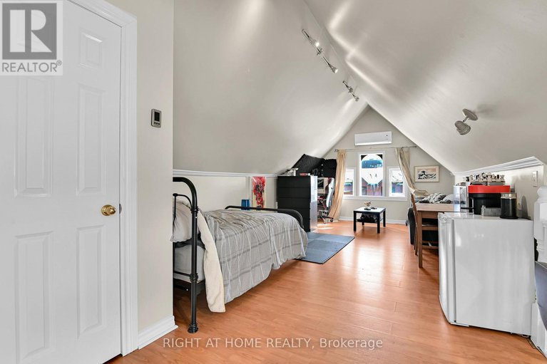 29368223/95-templeton-street/sandy-hill/ottawa/ontario/K1N6X4_19