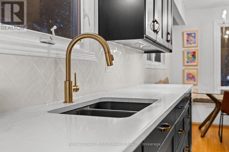 29278776/39-fielding-court/riverside-park-south/ottawa/ontario/K1V7H2_10