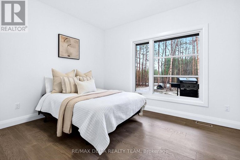 29628151/7861-springhill-road/metcalfe/ottawa/ontario/K0C2K0_18