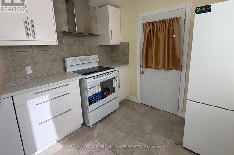 29414231/71-buell-street/brockville/brockville/ontario/K6V4Y4_16