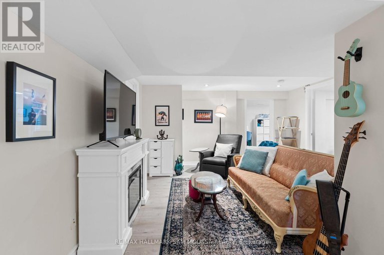 29138832/9-quinpool-crescent/arbeatha-park/ottawa/ontario/K2H6H9_30