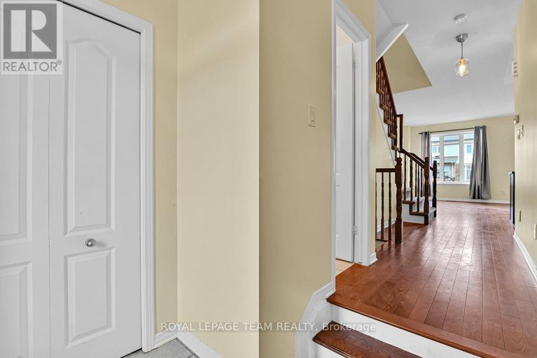 28275402/773-nakina-way/riverside-southgloucester-glen/ottawa/ontario/K1V2J2_4