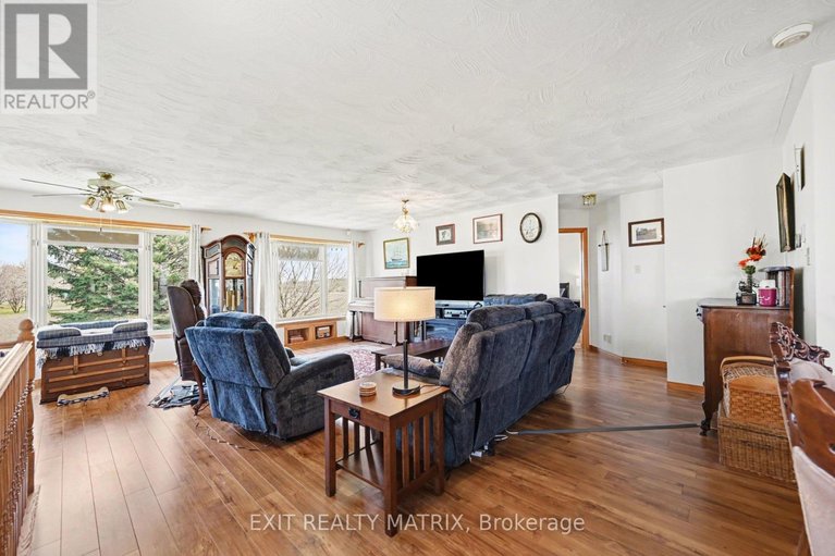 29647559/14676-county-43-road/north-stormont-finch-twp/north-stormont/ontario/K0C1K0_5