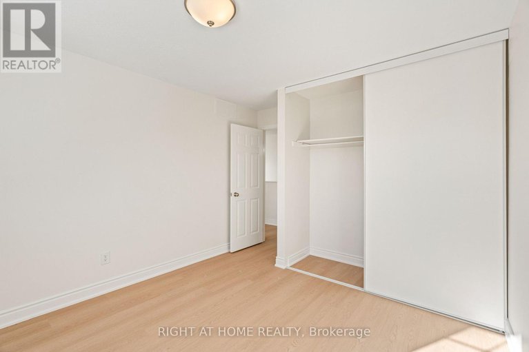 29378153/254-maude-street/almonte/mississippi-mills/ontario/K0A1A0_28