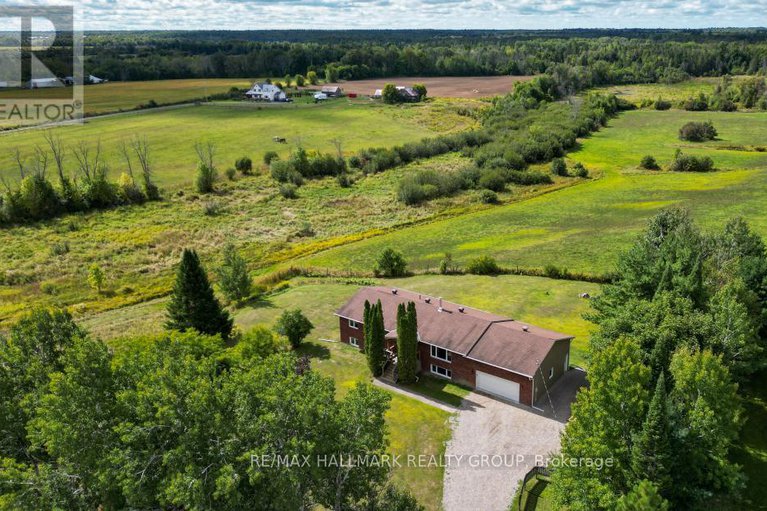 28836989/3983-woodkilton-road/dunrobin/ottawa/ontario/K0A3M0_40