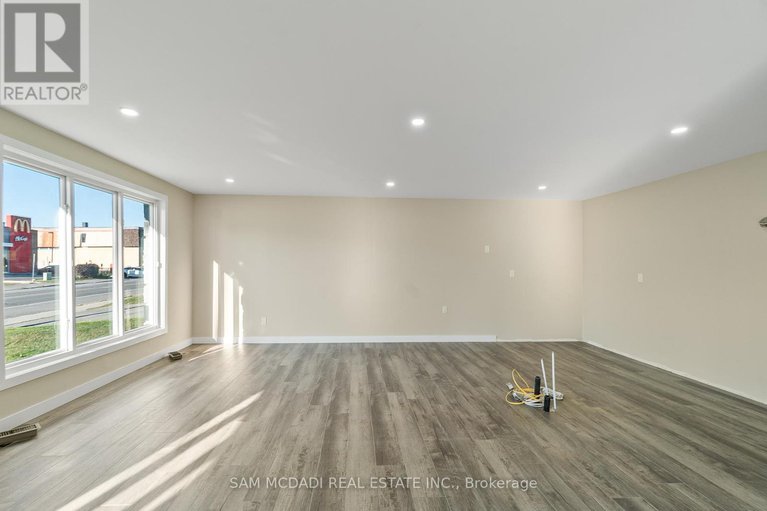 28972979/2709-laurier-street/town-of-rockland/clarence-rockland/ontario/K4K1A3_9