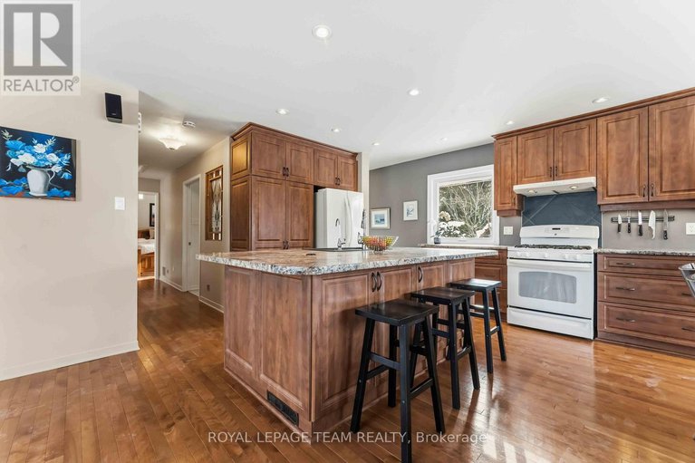 29355190/3322-elizabeth-street/osgoode/ottawa/ontario/K0A2W0_8