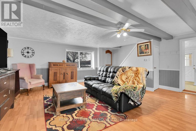 29112425/4872-nine-mile-road/south-glengarry-charlottenburgh-twp/south-glengarry/ontario/K0C1S0_14