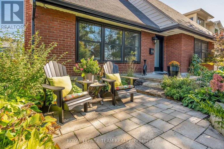 29622537/513-windermere-avenue/mckellarhighland/ottawa/ontario/K2A2W3_2