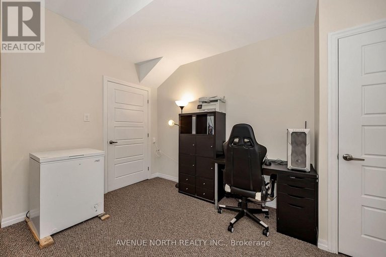 29610320/120-lionel-private/springridgeeast-village/ottawa/ontario/K4A0X1_8