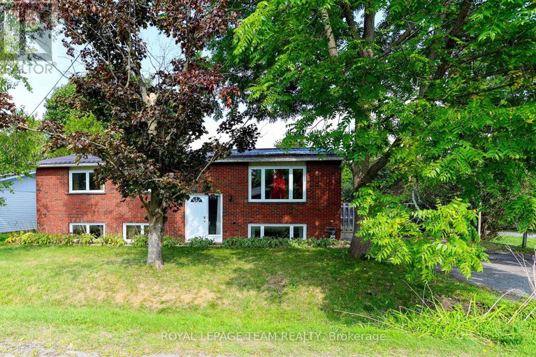 28826941/425-joseph-street/kemptville/north-grenville/ontario/K0G1J0_2