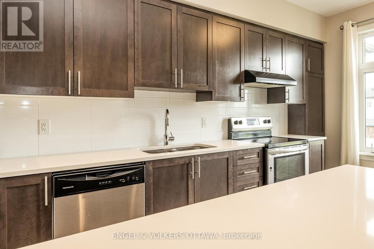 28498335/182-poplin-street/riverside-southgloucester-glen/ottawa/ontario/K4M0G9_23