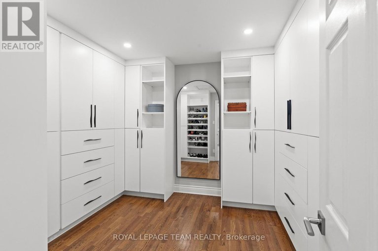 28929750/51-marchvale-drive/rural-kanata-central/ottawa/ontario/K2W1C1_28