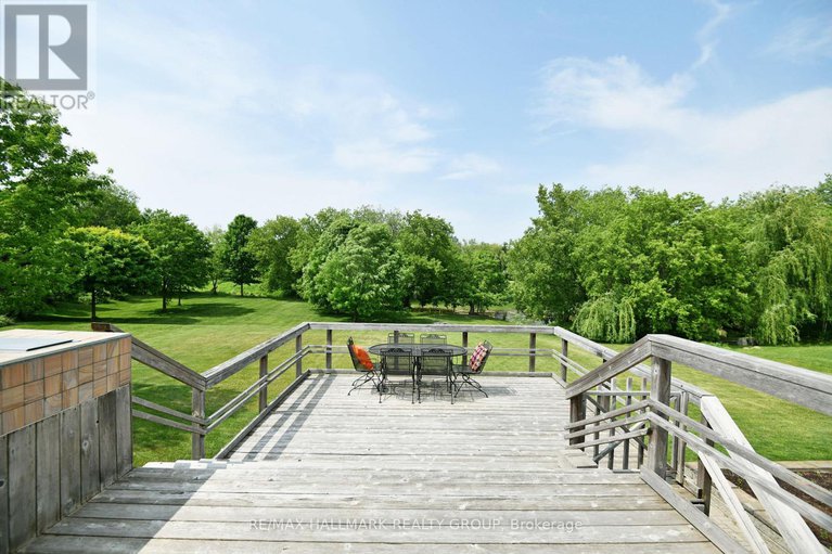 27917592/3028-drew-drive/north-dundas-mountain-twp/north-dundas/ontario/K0E1W0_42