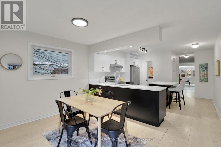 29606715/221-desrosiers-street/vanier/ottawa/ontario/K1L7T2_11