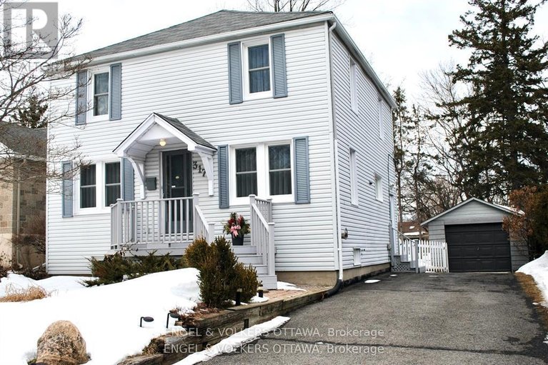 29567928/317-summit-avenue/alta-vistafaircrest-heights/ottawa/ontario/K1H5Z9_1