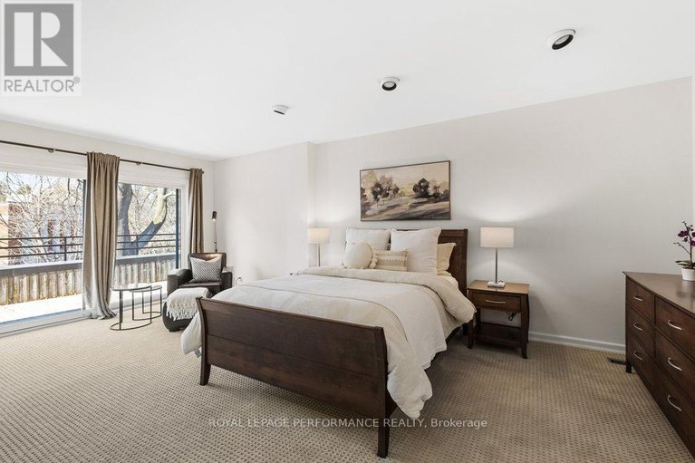 29650204/35-waverley-street/ottawa-centregolden-triangle/ottawa/ontario/K2P0T7_33