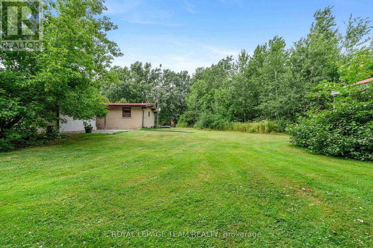 28627503/1489-county-31-road/north-dundas-winchester-twp/north-dundas/ontario/K0C2H0_32