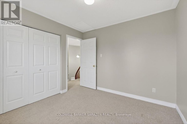 29660600/33-rialto-way/hunt-club-parkgreenboro/ottawa/ontario/K1T4B3_23