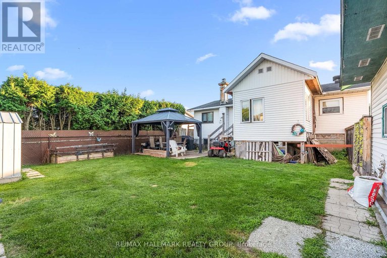 28655529/2784-leonard-street/town-of-rockland/clarence-rockland/ontario/K4K1A4_32