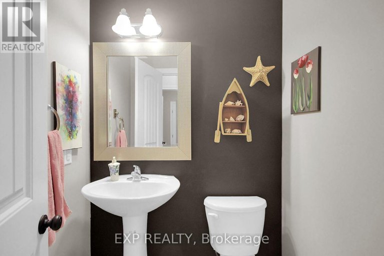 28328469/132-gracewood-crescent/blossom-parkkemp-parkfindlay-creek/ottawa/ontario/K1T0J5_22