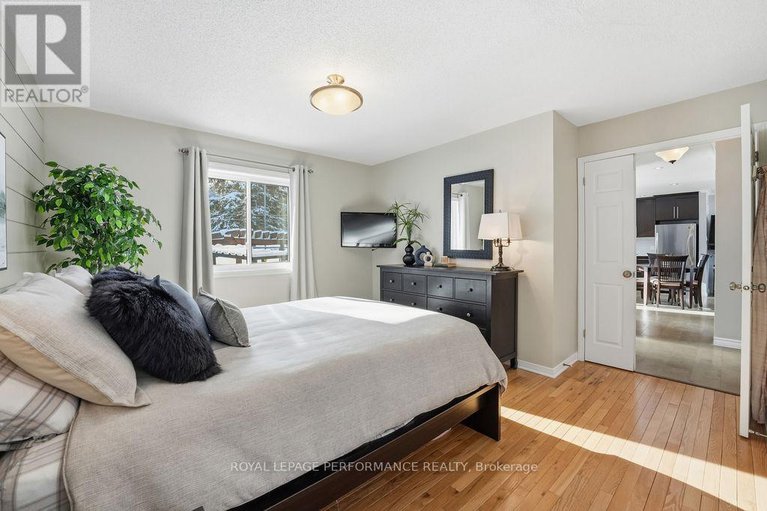 29302565/333-bonavista-street/town-of-rockland/clarence-rockland/ontario/K4K1N7_14