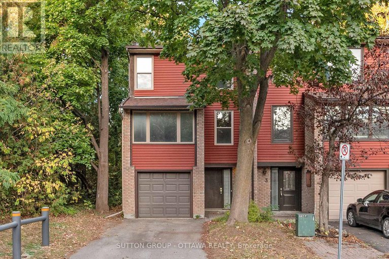 28982502/1-marielle-court/fairfield-heights/ottawa/ontario/K2B8P3_1