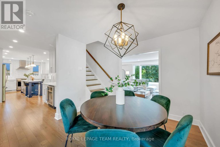 28806110/2233-beaver-avenue/alta-vista/ottawa/ontario/K1H7W3_12