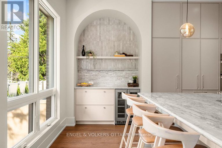 29246205/291-billings-avenue/alta-vistafaircrest-heights/ottawa/ontario/K1H5L2_19