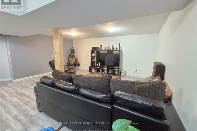 29674697/609-robert-street/town-of-rockland/clarence-rockland/ontario/K4K1E8_19