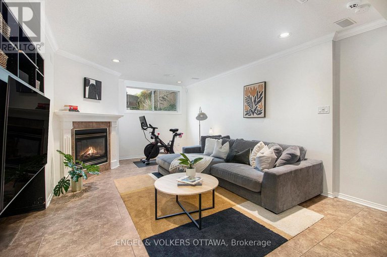 28762667/2047-dorima-street/avalon-east/ottawa/ontario/K4A4E8_19
