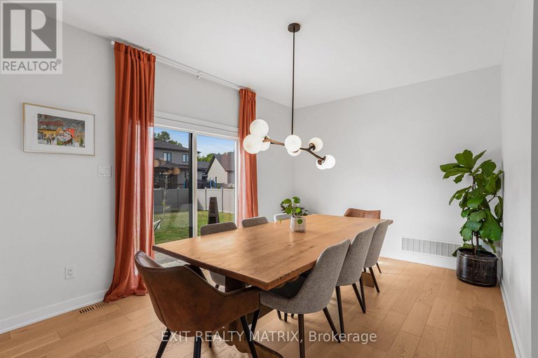 28812740/1144-avignon-street/embrun/russell/ontario/K0A1W0_11