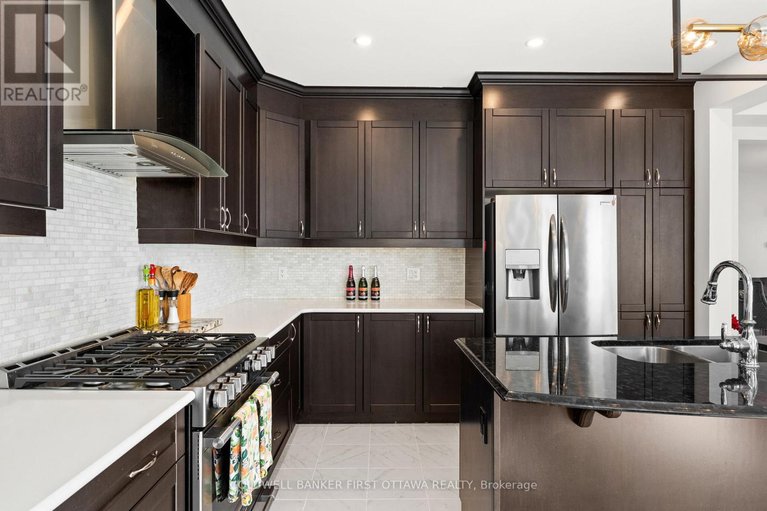 29014384/149-celestial-grove/half-moon-bay/ottawa/ontario/K2J6R6_18