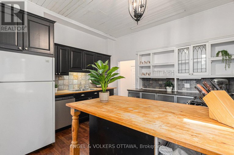 28523431/223-patterson-avenue/glebe/ottawa/ontario/K1S1Y4_15