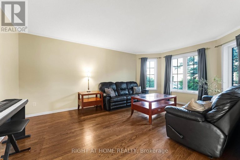 29108986/6196-ravine-way/convent-glen/ottawa/ontario/K1C2W4_7