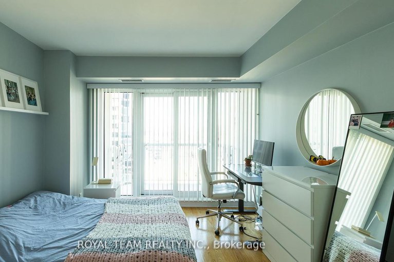 28326120/1903-234-rideau-street/sandy-hill/ottawa/ontario/K1N0A9_12